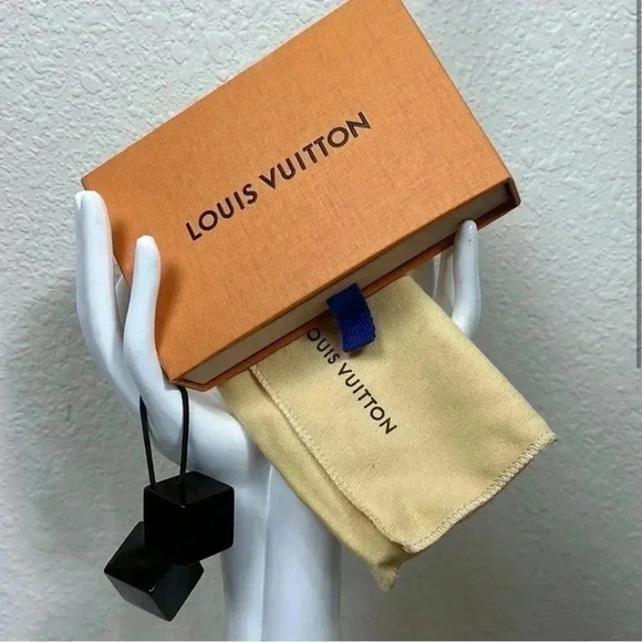 Louis Vuitton Women’s Chocolate Brown Hair Cubes Vintage main image 6